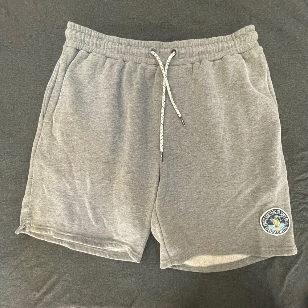 Salty Crew Mens Heather Gray Fleece Sweat Shorts Find Refuge In The‎ Sea Medium